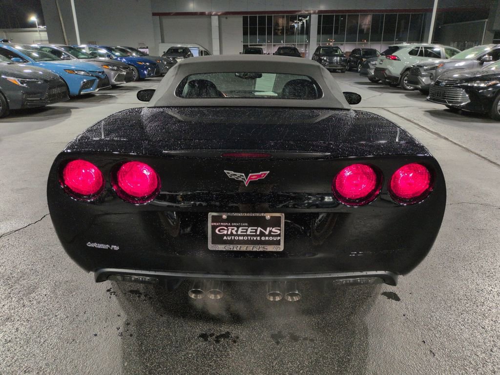 Used 2006 Chevrolet Corvette Convertible w/ Preferred Equipment Group image 4
