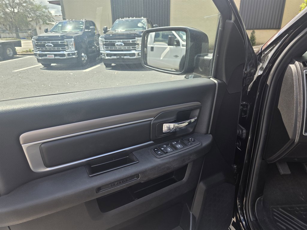 Used 2022 RAM 1500 Classic Warlock w/ Electronics Group AWD/4WD image 13