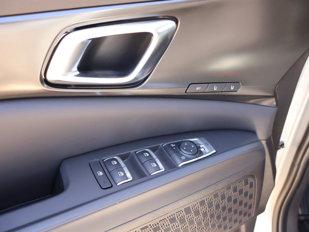 New 2027 Kia Carnival SX w/ Dark Edition Package FWD image 22