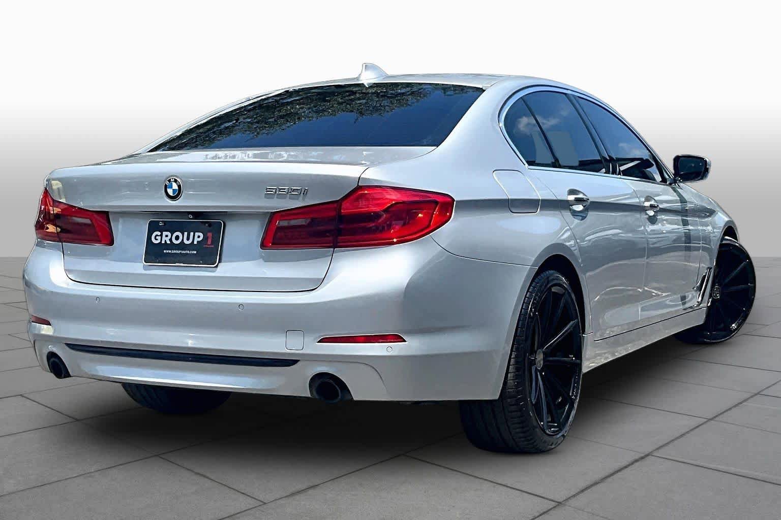Used 2018 BMW 530i RWD image 13