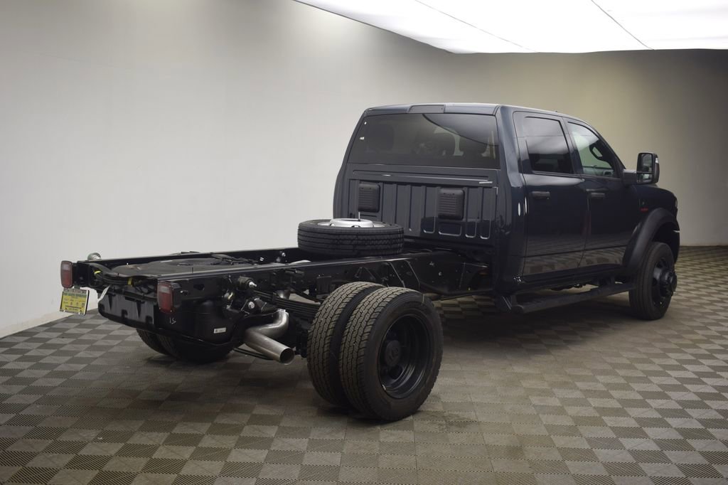 New 2026 RAM 5500 Tradesman AWD/4WD image 5