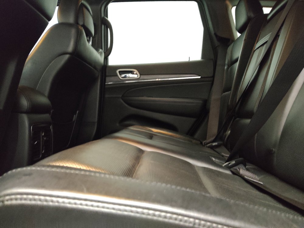 Used 2020 Jeep Grand Cherokee Limited w/ Luxury Group II AWD/4WD image 18