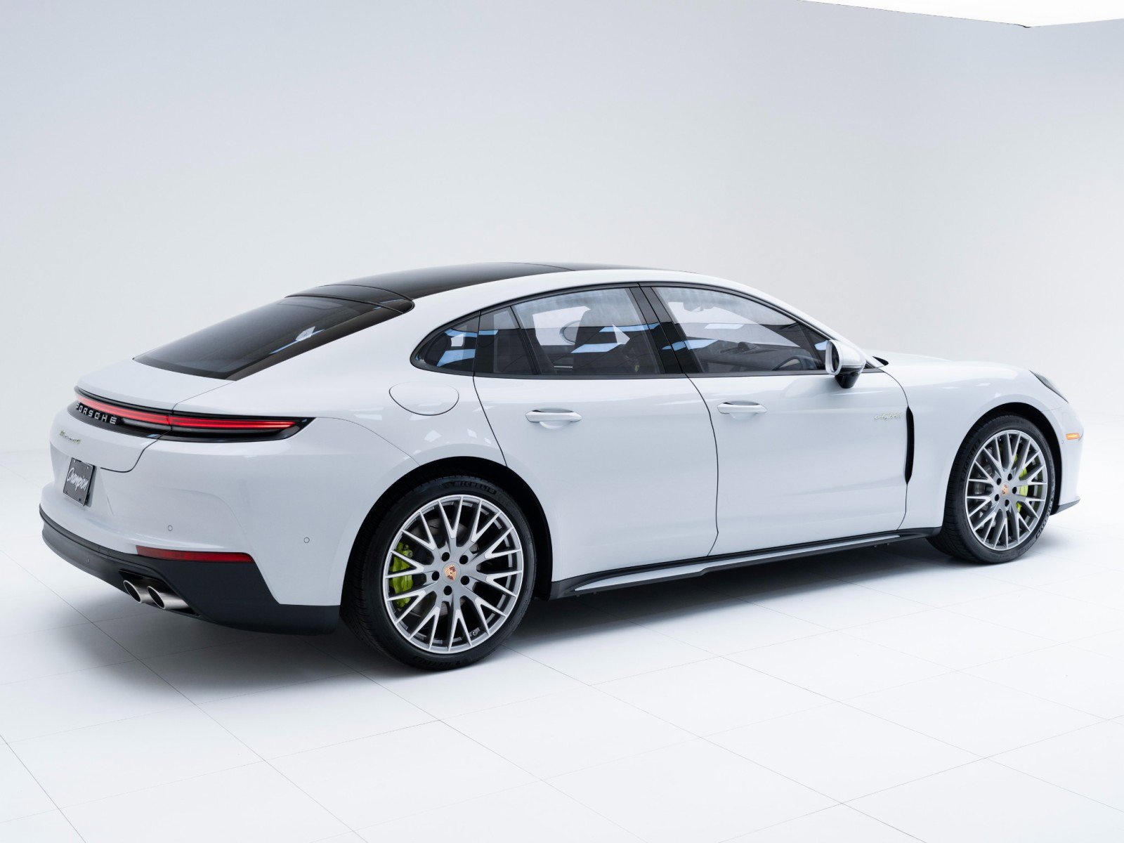 New 2026 Porsche Panamera 4 image 9