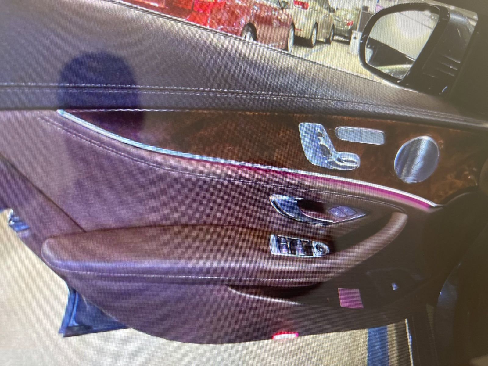 Used 2017 Mercedes-Benz E 400 4MATIC Wagon image 7