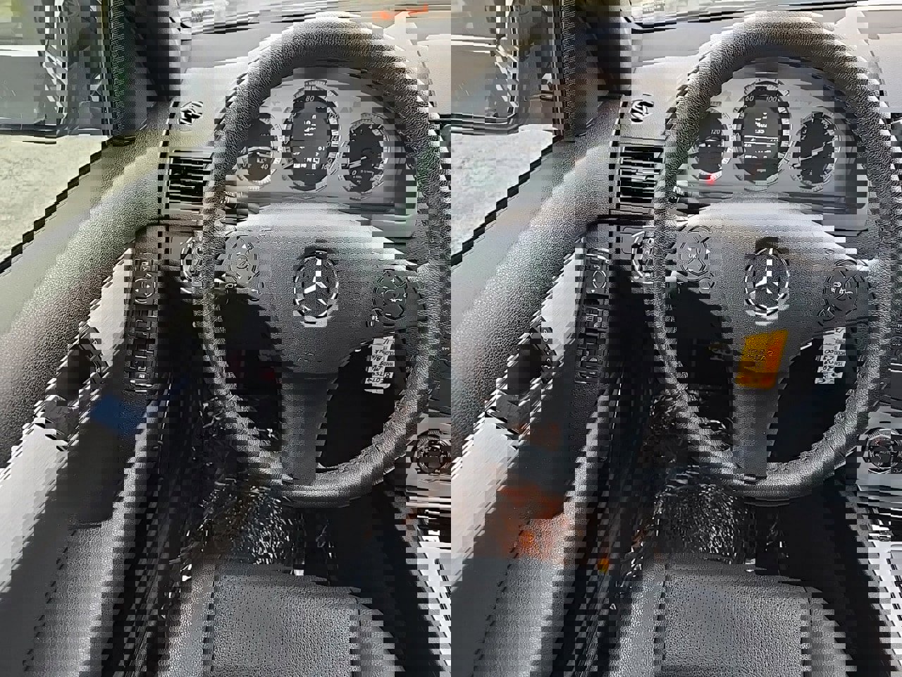 Used 2008 Mercedes-Benz C 300 Sedan image 28