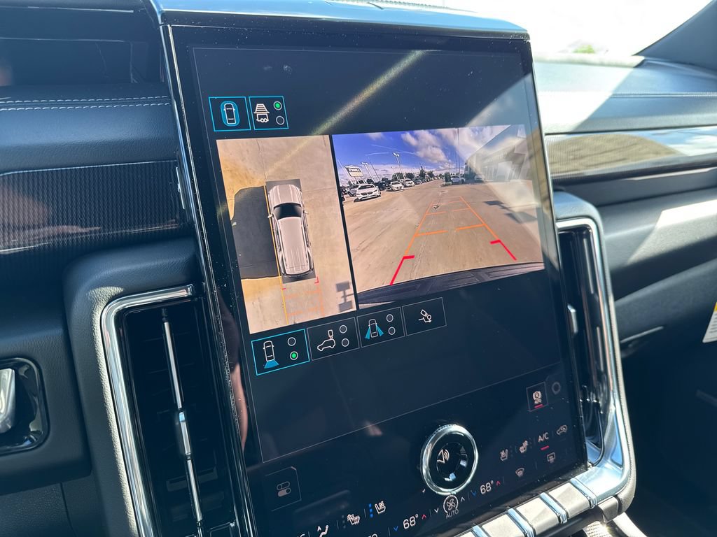 New 2026 GMC Yukon Elevation w/ Elevation Premium Package AWD/4WD image 34