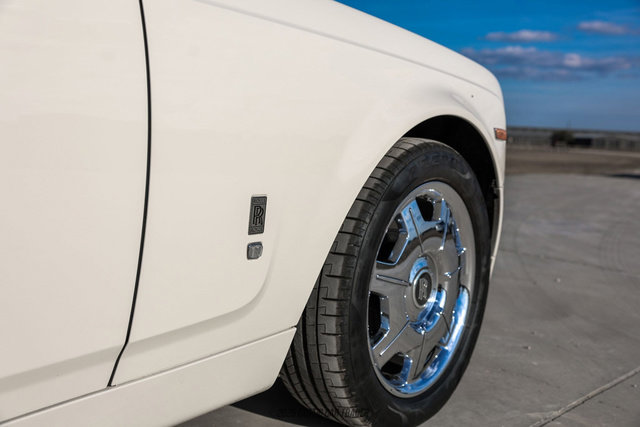 Used 2012 Rolls-Royce Phantom Sedan image 60