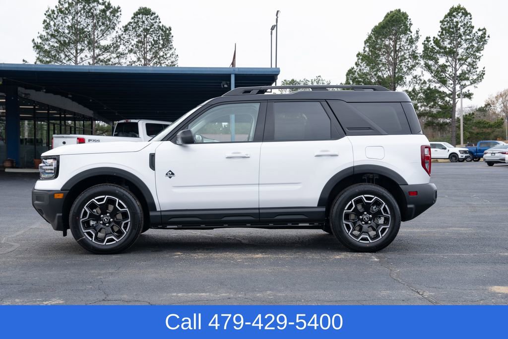 New 2025 Ford Bronco Sport Outer Banks image 3