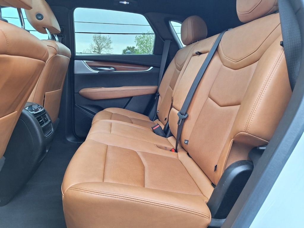 Certified 2023 Cadillac XT5 Premium Luxury w/ Technology Package image 25
