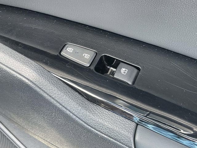 Used 2023 Kia Sportage EX image 16