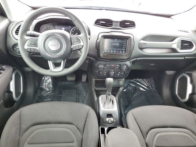 Used 2021 Jeep Renegade Latitude image 9