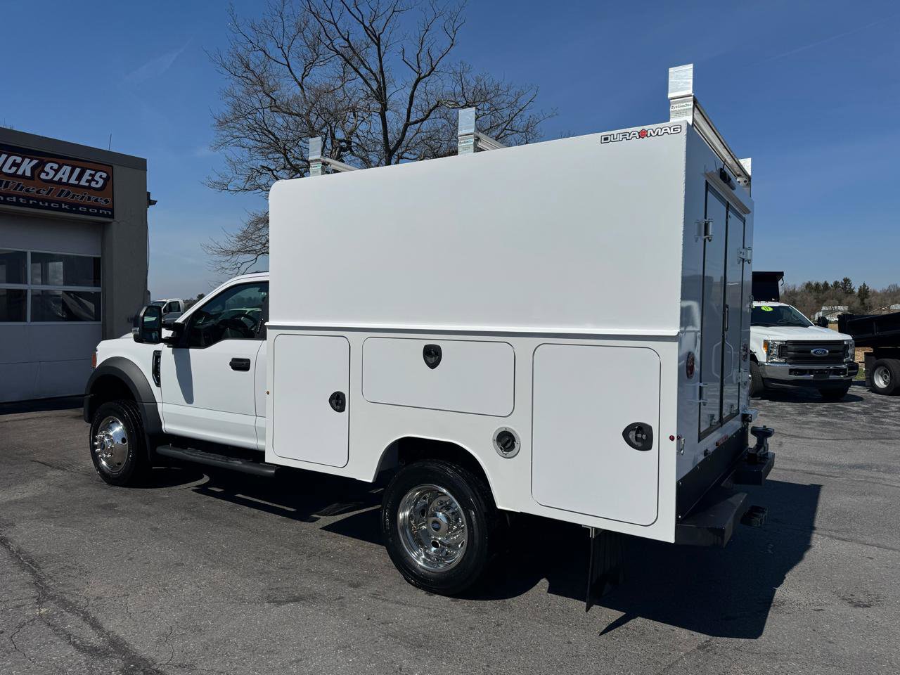 Used 2022 Ford F450 XLT w/ XLT Value Package image 4