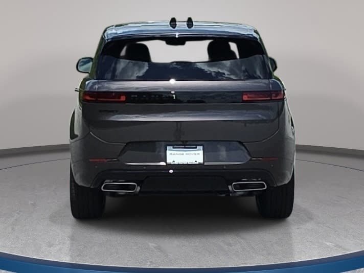 New 2026 Land Rover Range Rover Sport Dynamic SE AWD/4WD image 6