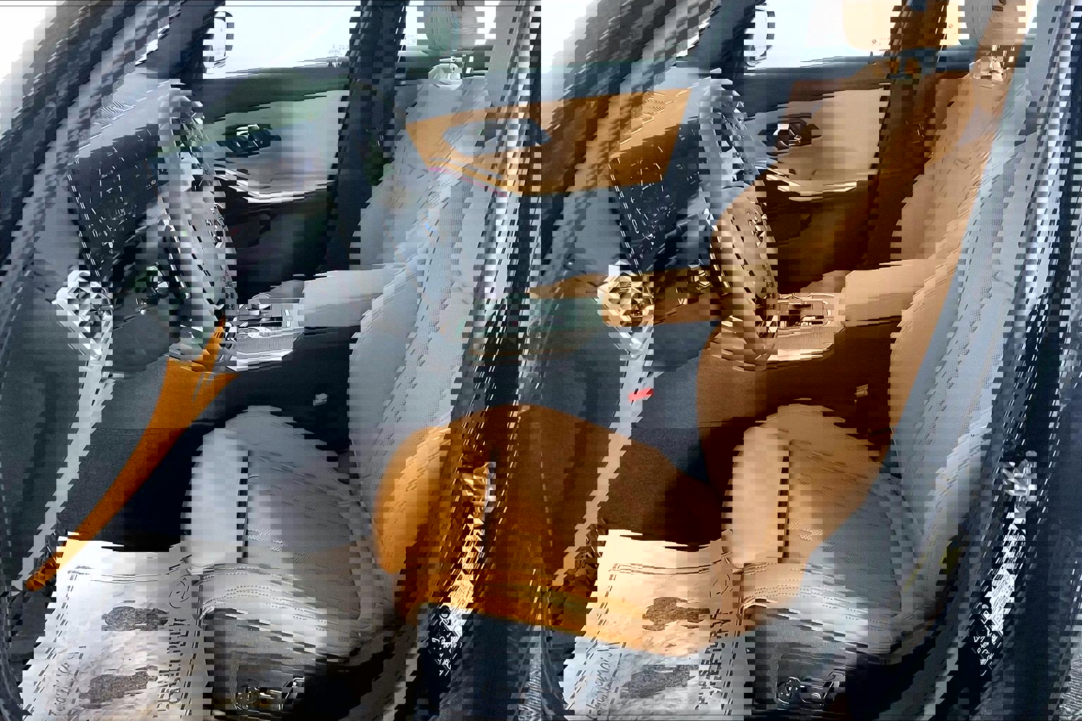 Certified 2025 BMW 330i xDrive Sedan w/ Premium Package image 6