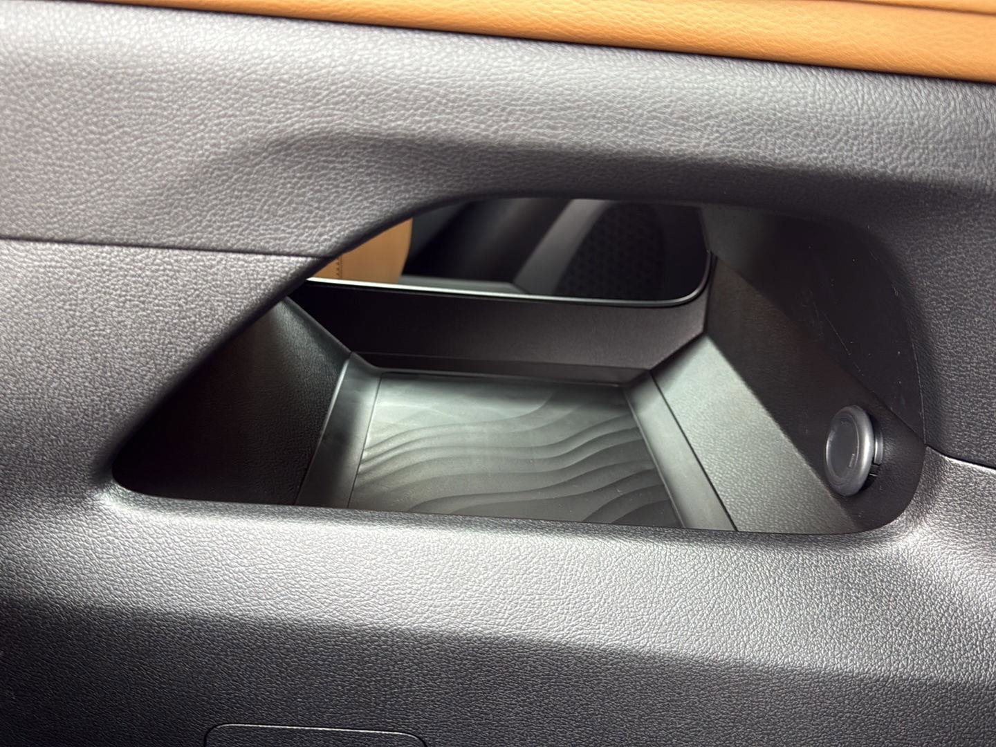 New 2026 Nissan Armada SL image 38