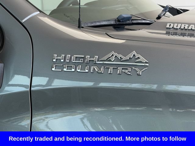 Used 2020 Chevrolet Silverado 1500 High Country w/ Technology Package AWD/4WD image 9