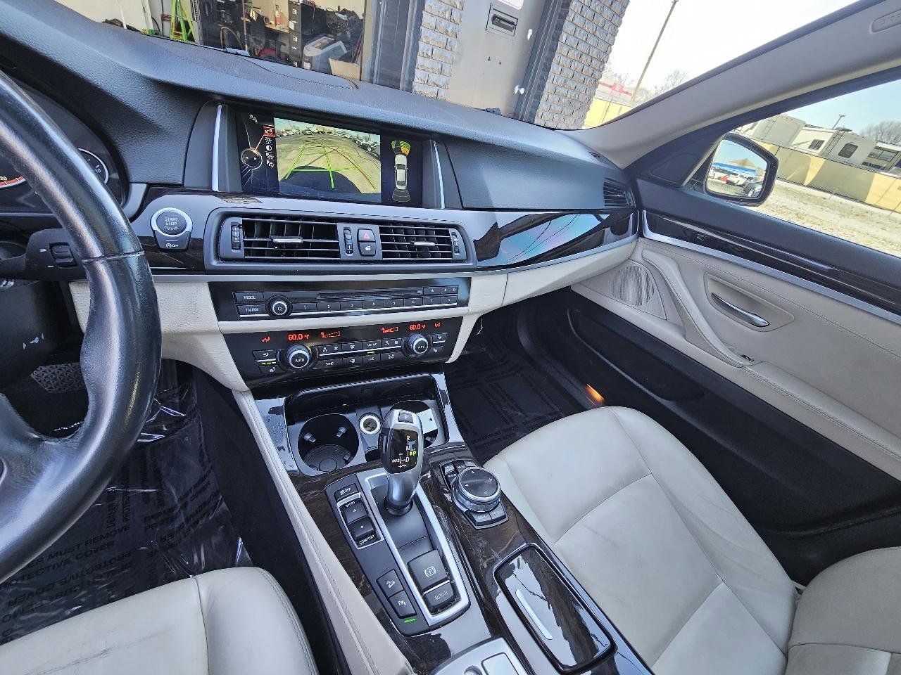 Used 2014 BMW 528i xDrive Sedan AWD/4WD image 33