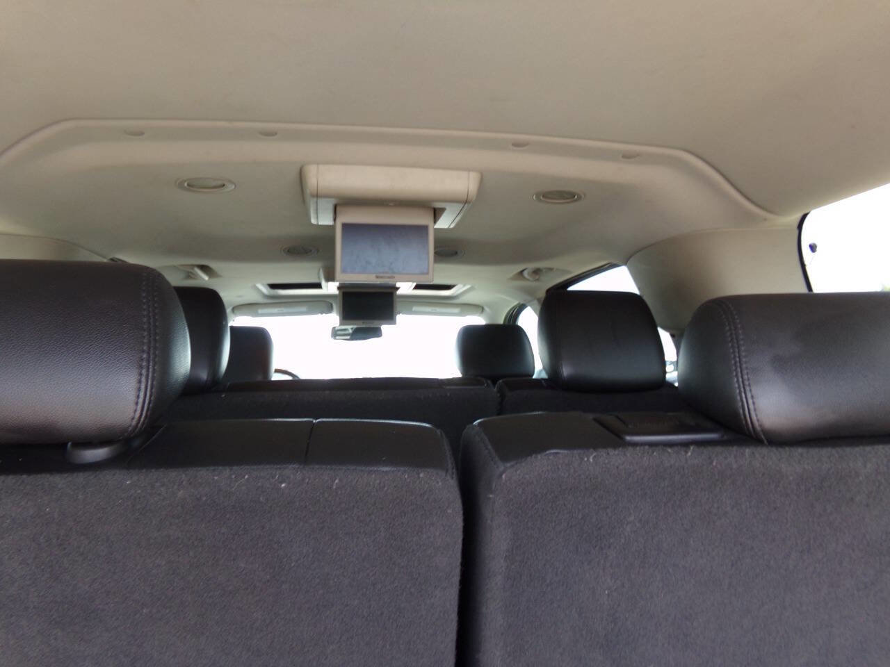 Used 2014 GMC Yukon XL SLT image 24