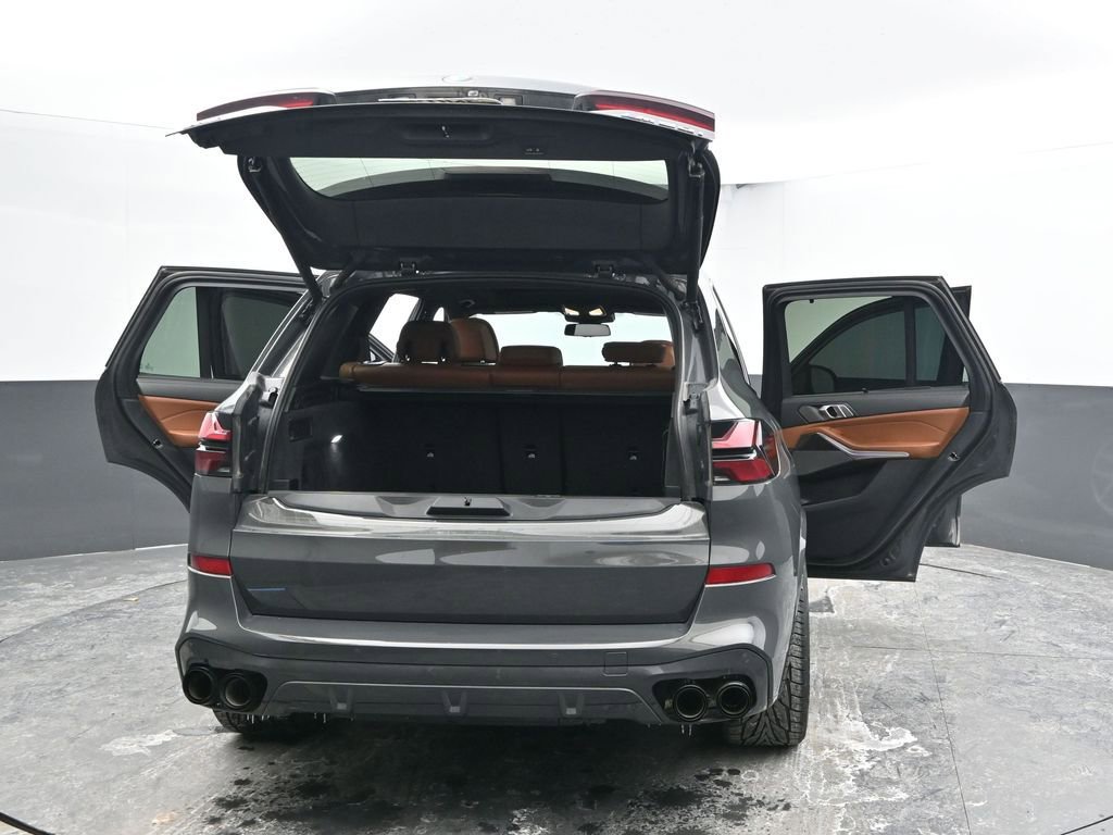 Used 2024 BMW X5 M60i image 52