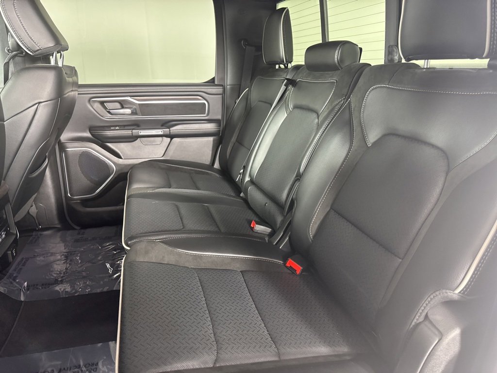 Used 2025 RAM 1500 Laramie image 32