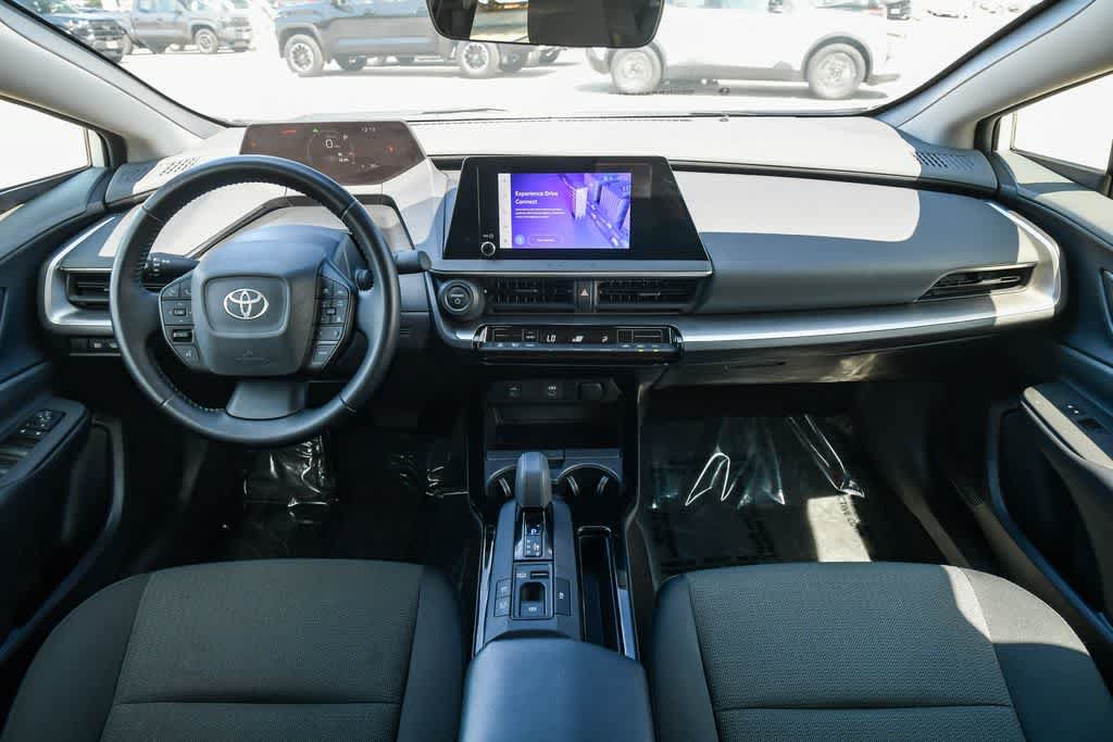 Used 2024 Toyota Prius LE FWD image 14