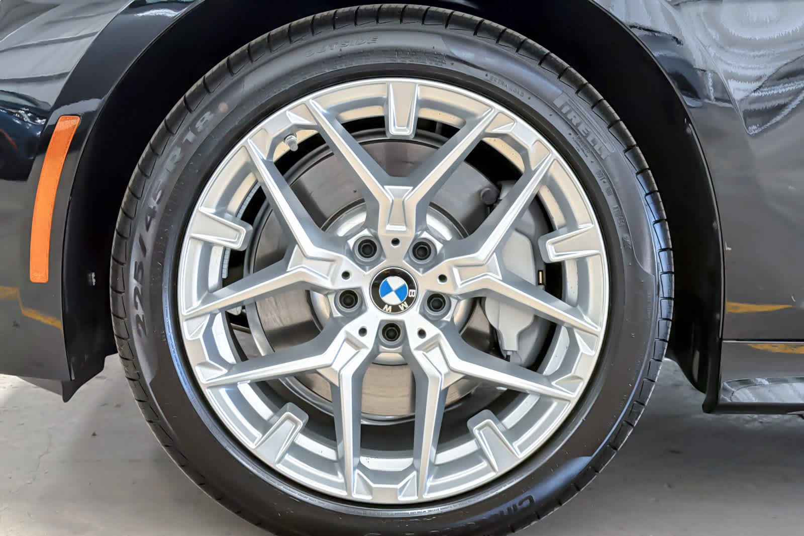 New 2026 BMW 330i xDrive Sedan w/ Convenience Package AWD/4WD image 24