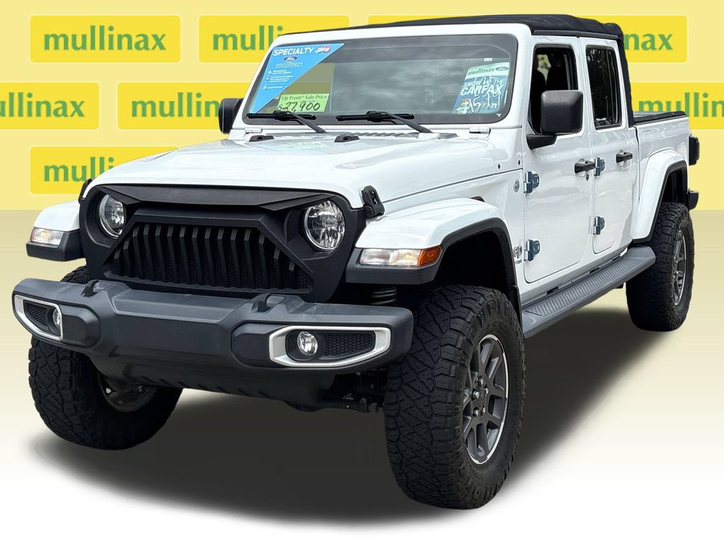 Used 2020 Jeep Gladiator Overland w/ Safety Group AWD/4WD image 13