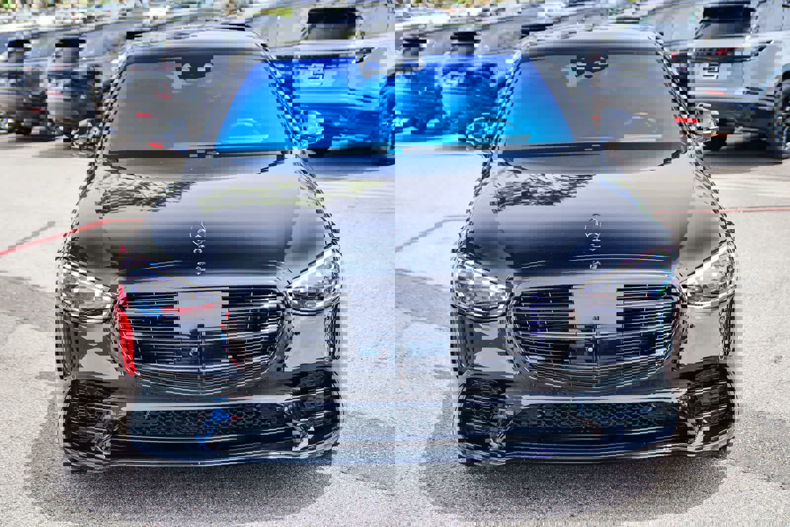 Used 2022 Mercedes-Benz S 580 4MATIC Sedan image 2