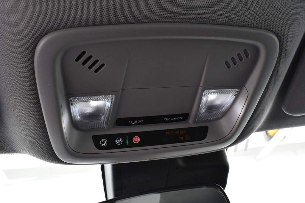 Used 2023 Chevrolet Malibu RS image 34