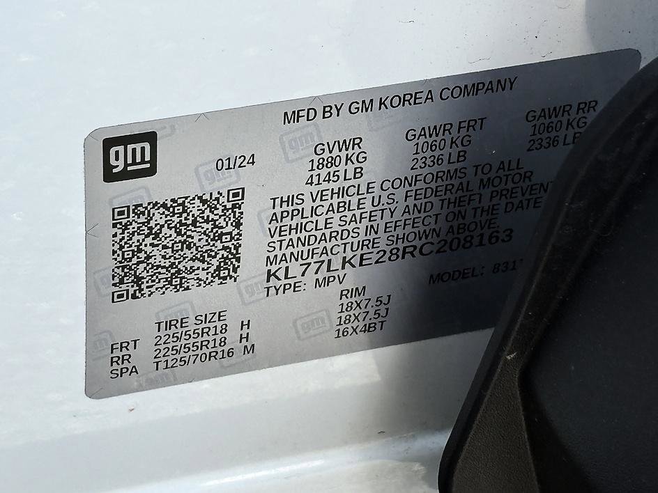 Used 2024 Chevrolet Trax ACTIV w/ Driver Confidence Package image 23