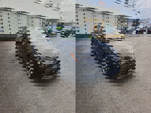 Used 2023 Toyota Corolla LE image 5