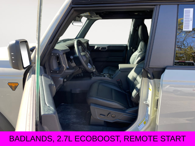 New 2025 Ford Bronco Badlands AWD/4WD image 9
