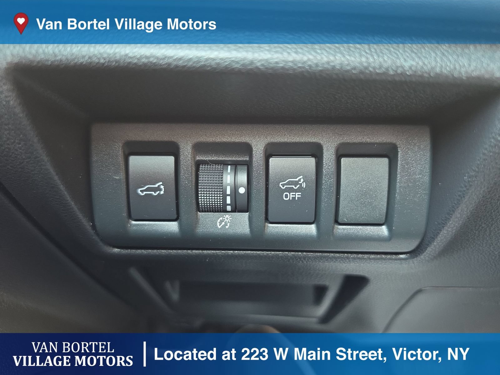Used 2020 Subaru Outback Touring AWD/4WD image 19