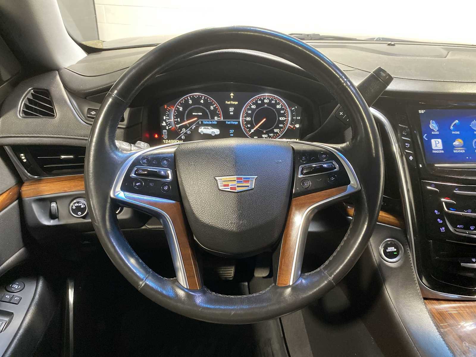 Used 2015 Cadillac Escalade Premium AWD/4WD image 15