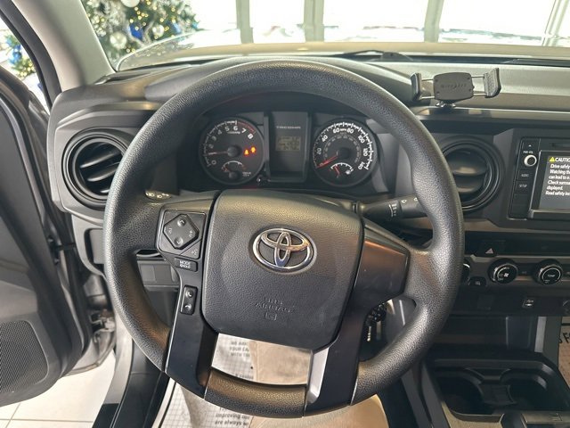 Used 2017 Toyota Tacoma SR image 12