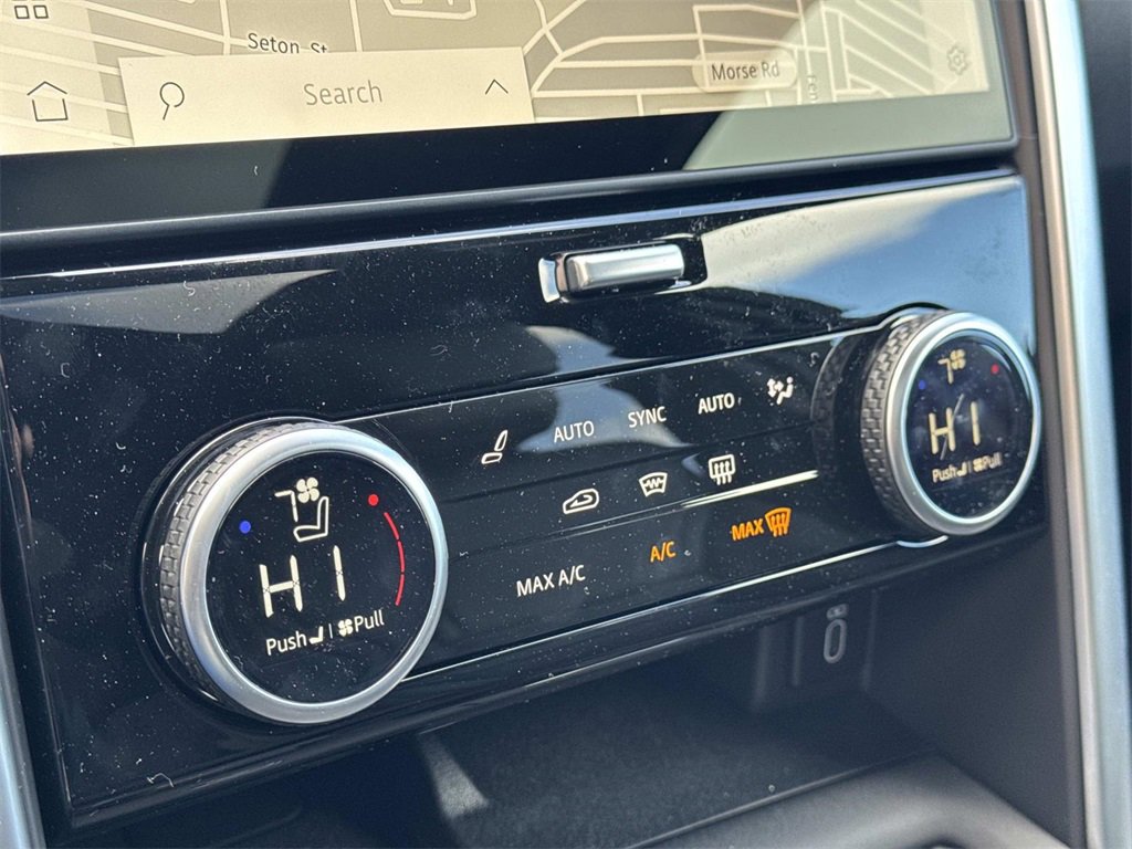 New 2026 Land Rover Discovery S image 26