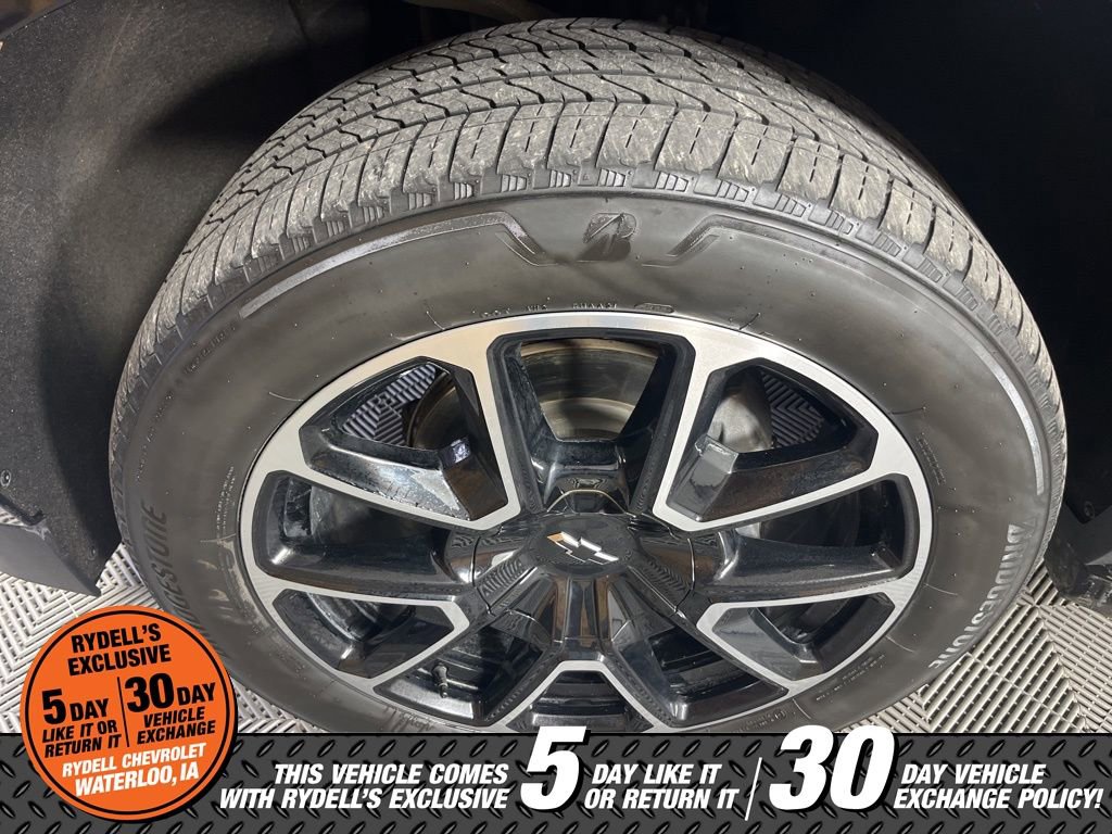 Certified 2022 Chevrolet Tahoe RST w/ Sport Performance Package AWD/4WD image 12