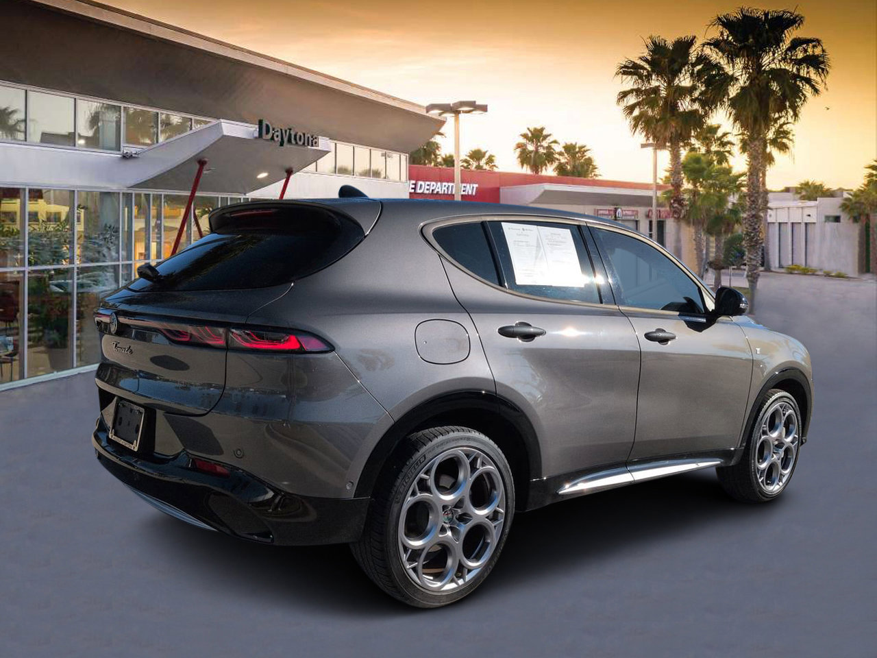 Used 2024 Alfa Romeo Tonale Ti w/ Active Assist Package image 3