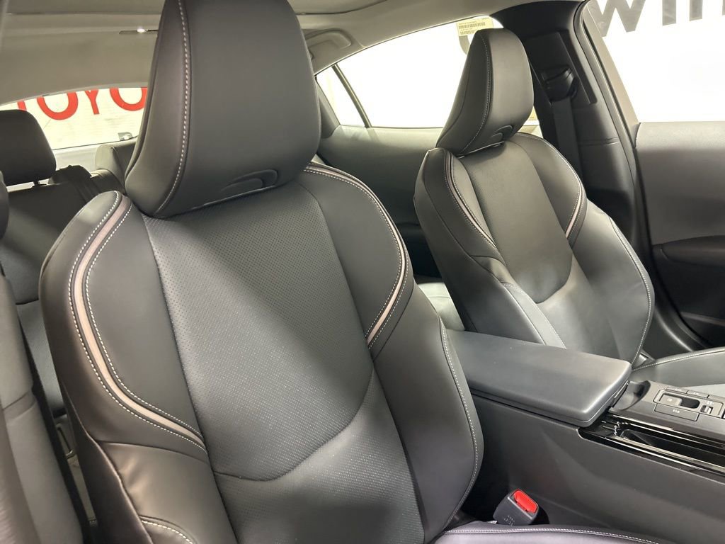 New 2026 Toyota Prius Limited FWD image 14
