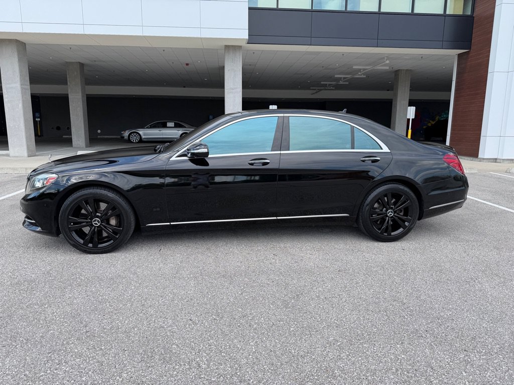 Used 2015 Mercedes-Benz S 550 Sedan image 4