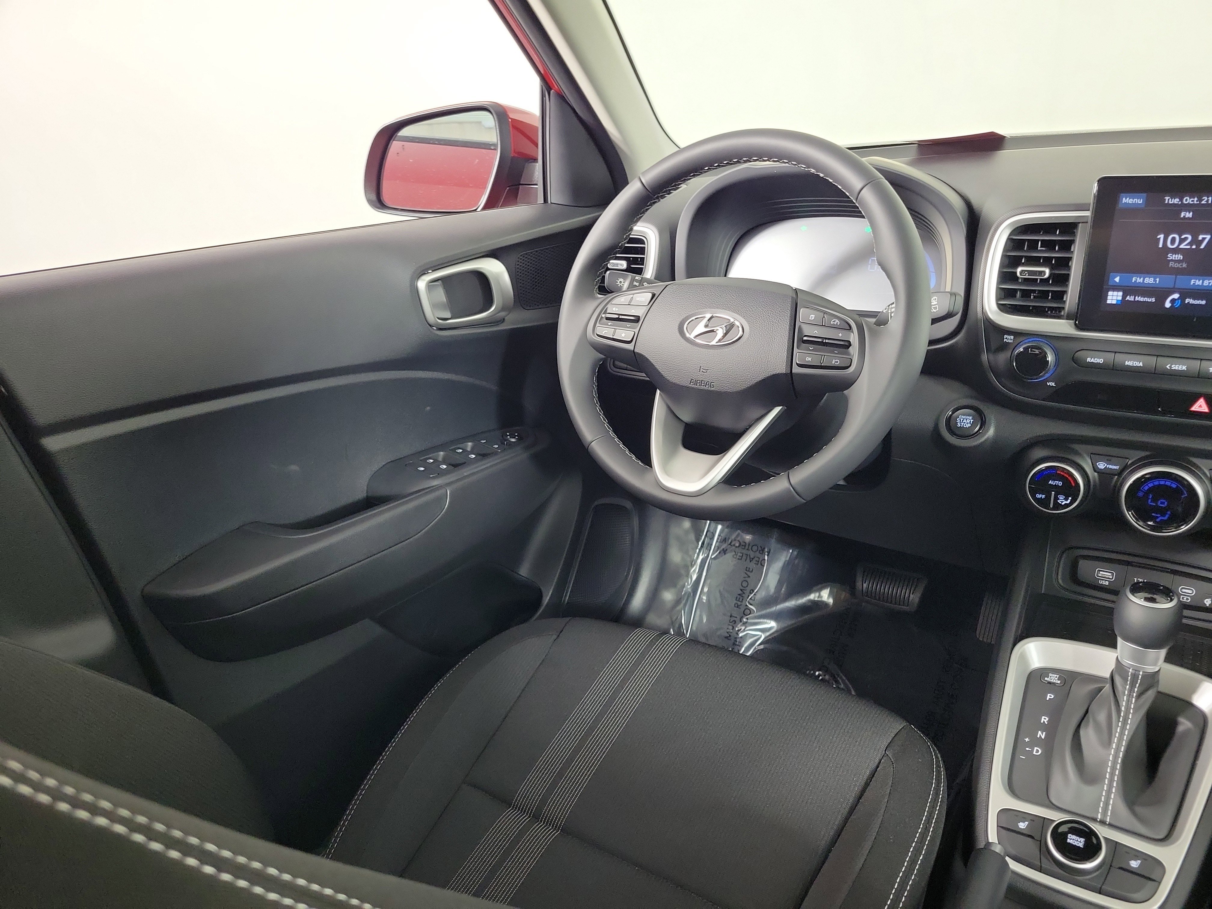 New 2026 Hyundai Venue SEL image 5