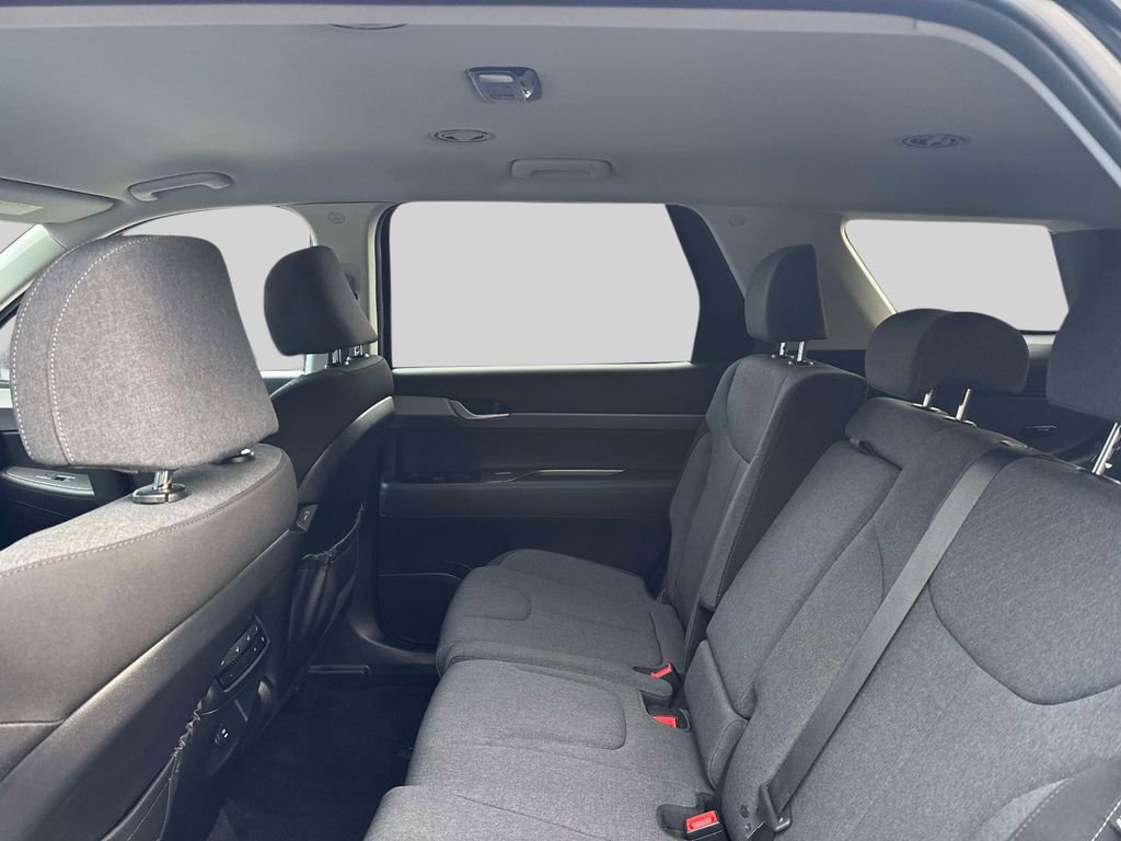 Used 2023 Hyundai Palisade SE w/ Cargo Package image 10