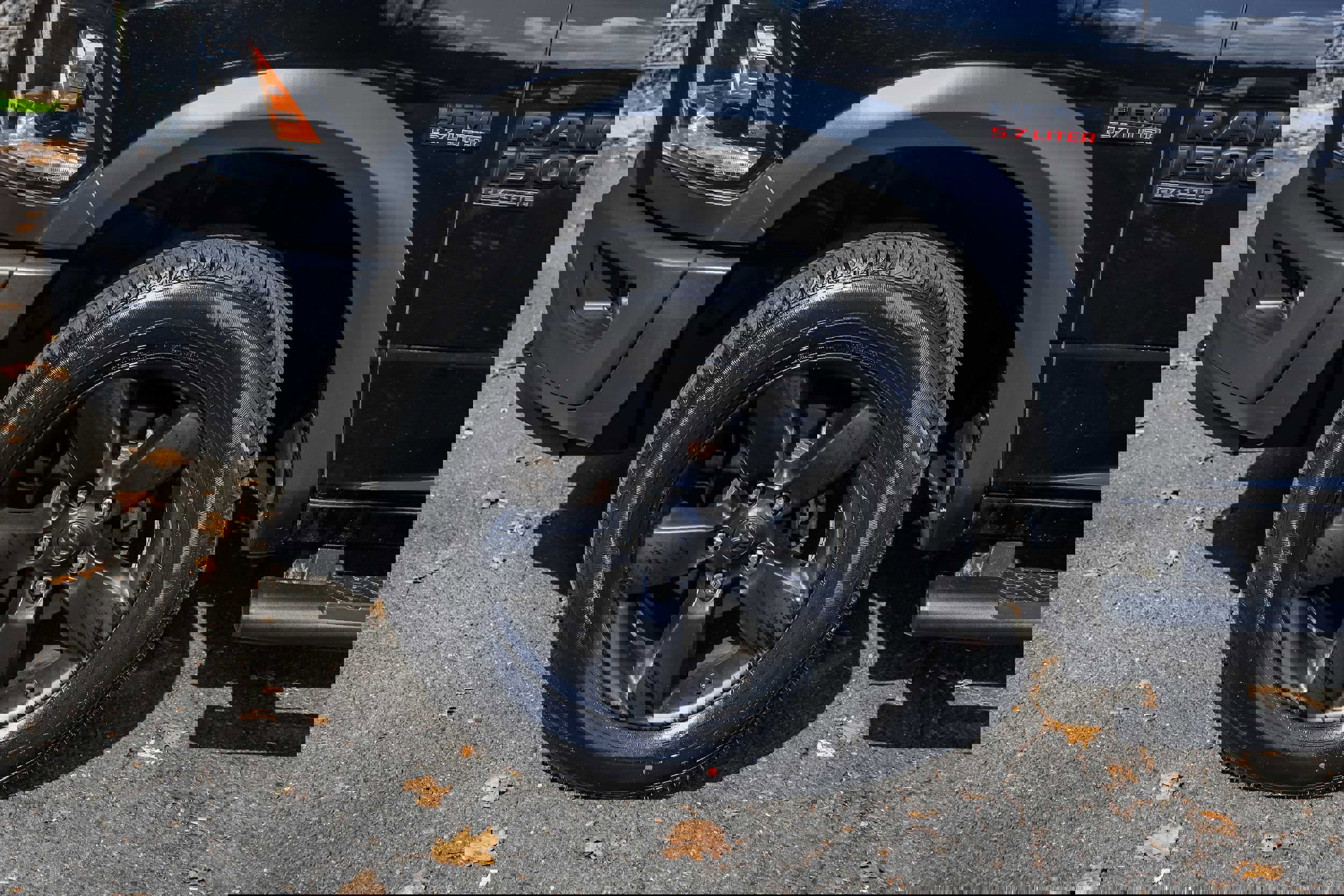 Used 2020 RAM 1500 Classic Warlock w/ Luxury Group image 12