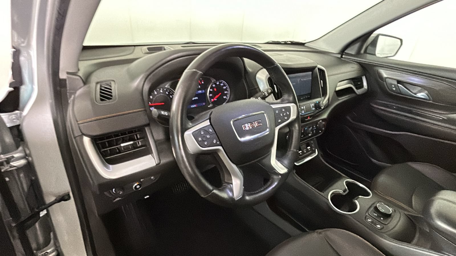 Used 2021 GMC Terrain SLT FWD image 15