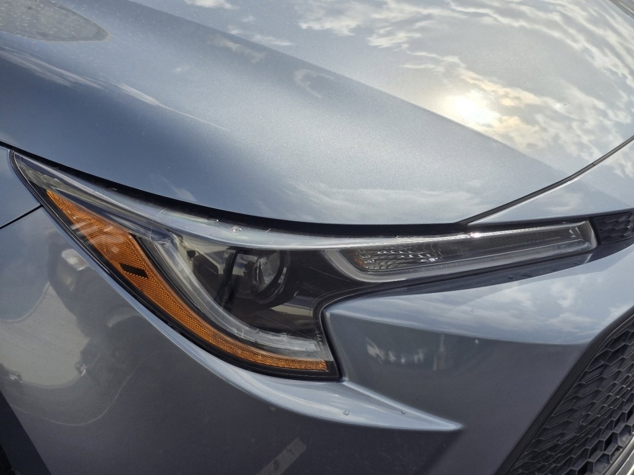 Used 2022 Toyota Corolla LE FWD image 19