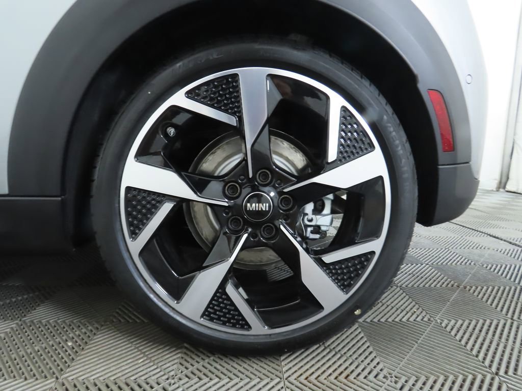 Used 2025 MINI Cooper S image 32