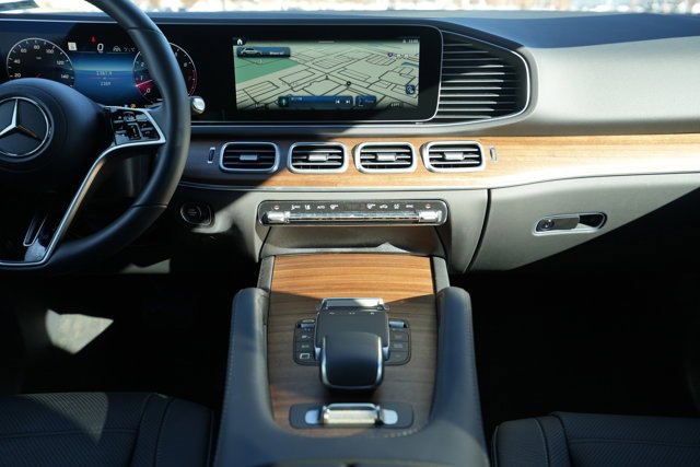 Certified 2025 Mercedes-Benz GLE 580 4MATIC image 28