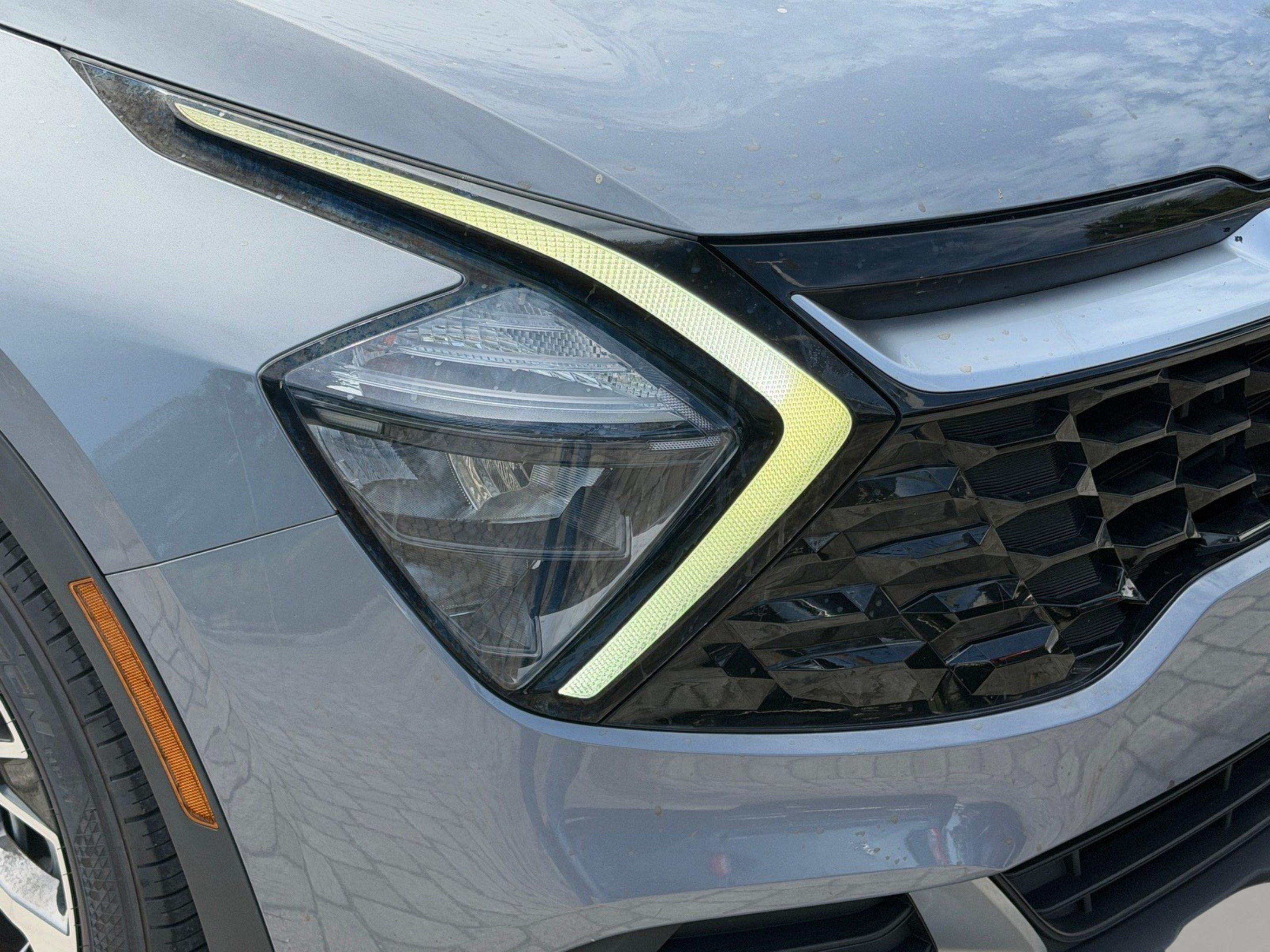 Certified 2023 Kia Sportage EX FWD image 32