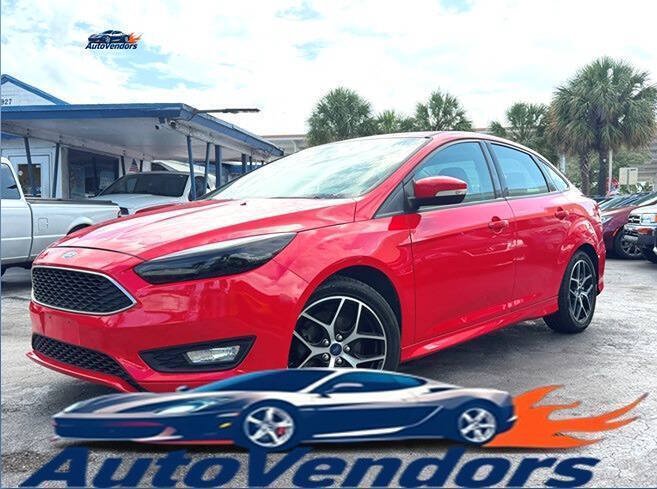 Used 2015 Ford Focus SE w/ SE Ecoboost Package FWD image 1