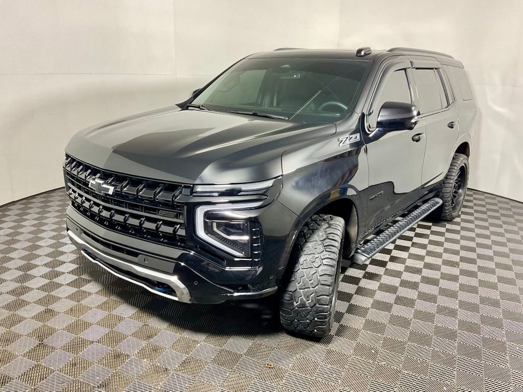Used 2025 Chevrolet Tahoe Z71 w/ Comfort Package image 10